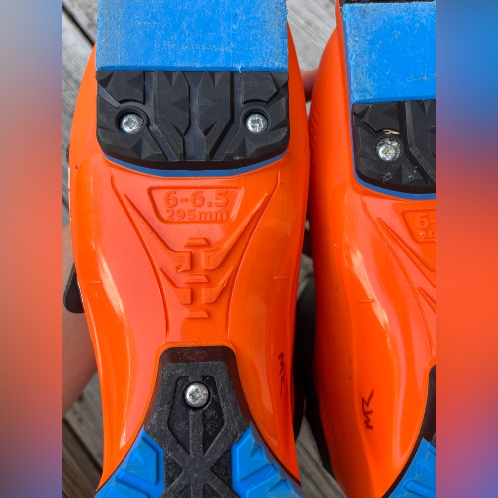 Tecnica Mach1 LV 130 Flex size 25.5 Ski Boot - Picture 11 of 13